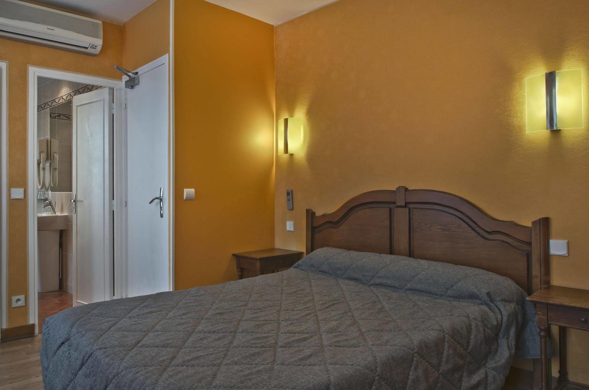 Hotel Du Commerce Paříž Exteriér fotografie